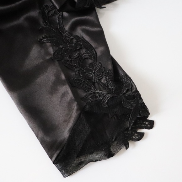 Flora by Flora Nikrooz Black Satin Stella Robe - Picture 8 of 13